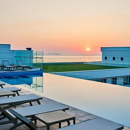 Rosebay Std In Infinity Pool & Năvodari