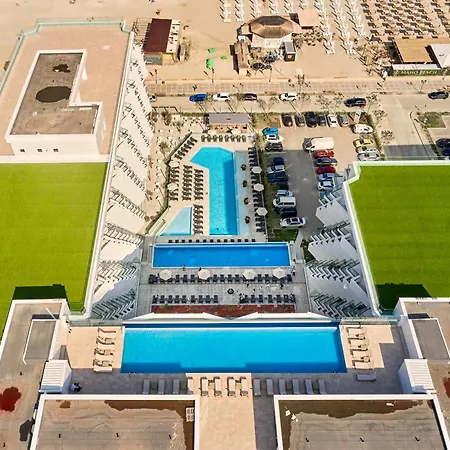 Rosebay Std In Infinity Pool & Năvodari