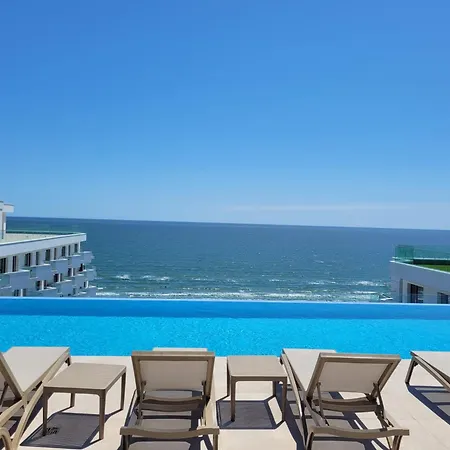 Rosebay Std - Infinity Pool &