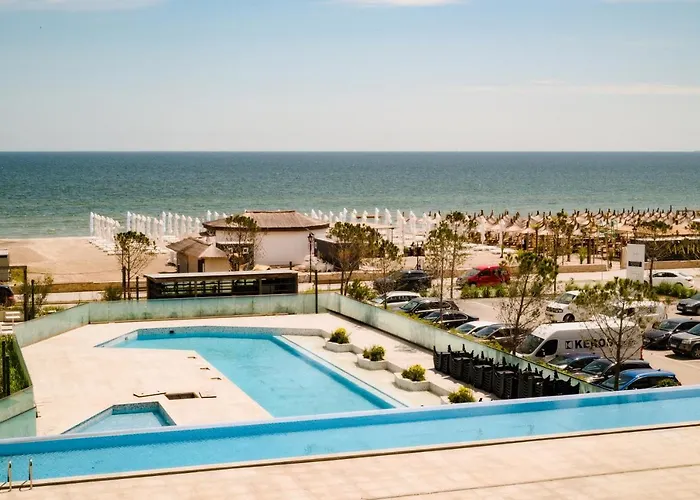 Rosebay Std - Infinity Pool &