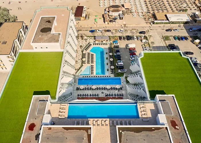 Rosebay Std - Infinity Pool & Năvodari