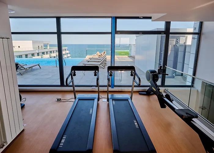 Rosebay Std - Infinity Pool &